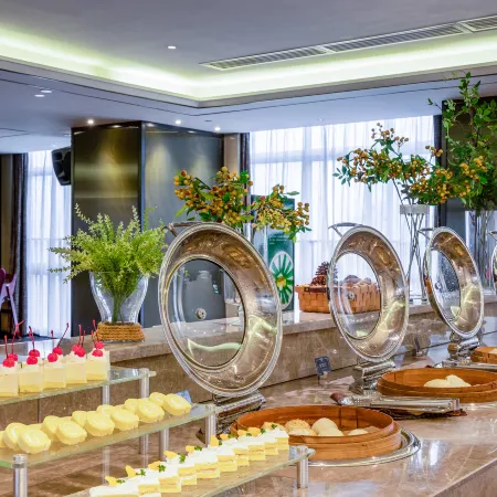 Longnan Wellton International Hotel (Municipal Government Wanda Plaza)