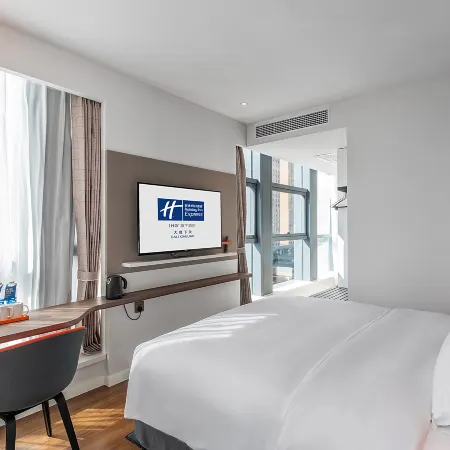 Holiday Inn Express DALI XIAGUAN by IHG