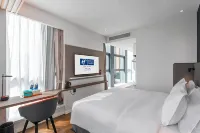 Holiday Inn Express Dali Xiaguan Hotels in Dali
