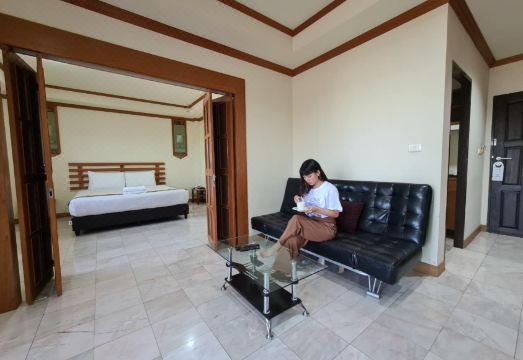 아모른수코타이 호텔