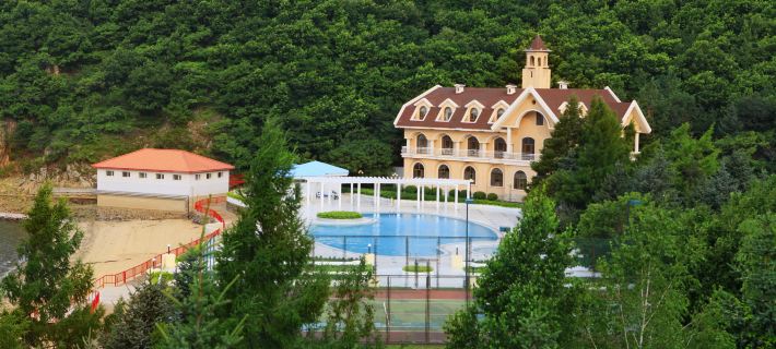 Xuexiang Lakeside Resort Hotel Hotels in Ning'an