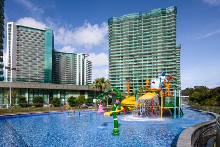 Ramada by Wyndham Huizhou Xunliao Bay Отели рядом с достопримечательностью «Jinyintan Beach»