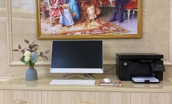 Vienna Hotel (Biyan Avenue, Yingshan Hot Spring Town)