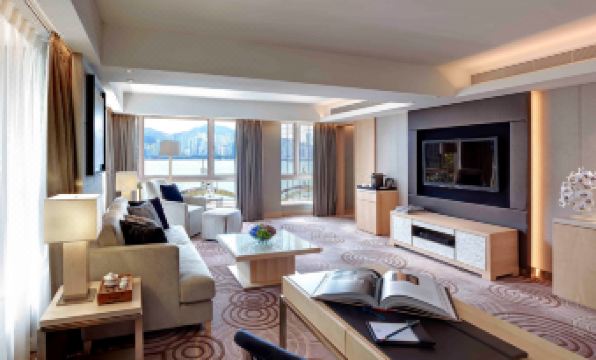 The Royal Garden Hotel