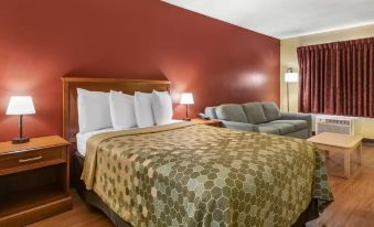 Econo Lodge Inn & Suites Maingate Central