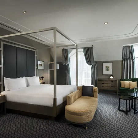Hilton Vienna Plaza