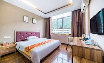 Carlston Hotel