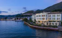 The Villa Resort Hotel With Sea View Hotels near Zhang Lejinqiu