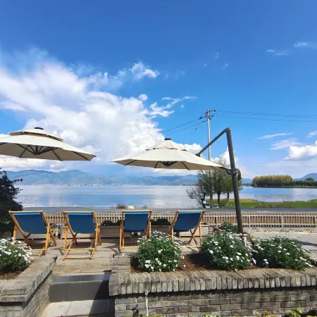Yungui Bihai Seaview Inn