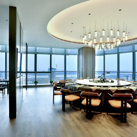 Longyou Oriental Wenlan Hotel