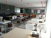 Yeste Hotel (Shaoshan People's Square)