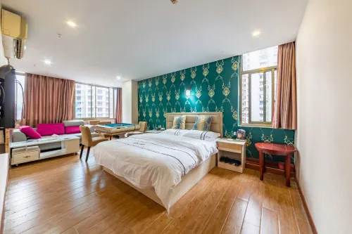 AiXi Traving with hostel