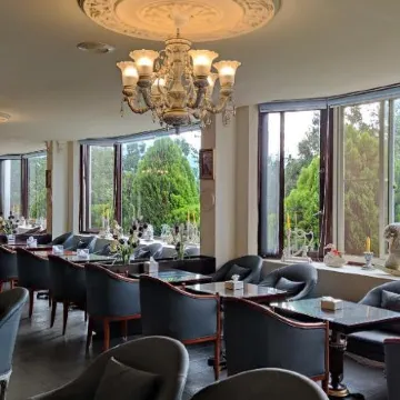 Tsing Ching Baiyun Resort Отели рядом с достопримечательностью «Ферма «Чунь-Янь»»