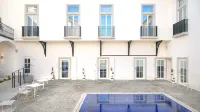 MouraSuites Hotel - Pool