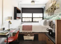 The Revolution Hotel Hotels in Suffolk County