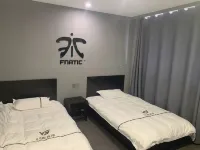 V5電競飯店 華潤萬家(泰州興化戴南護國路便利店)附近的飯店