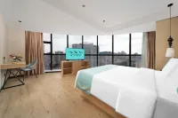 Xana Lite Hotel (Zunyi Shidai Tianjie) - 3-Star