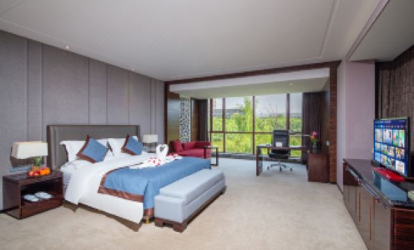 Yunnan Lishui Yunquan Hotel (Yunshida South High-speed Railway Station)