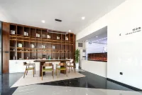 Radisson Blu Hotel (Badaju Branch & Zibo Railway Station)