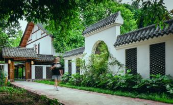 Shanghewan Courtyard B&B (Chengdu Qingbaijiang Shop)