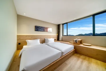 Elephant Mountain Zhejiang has sea Hotel