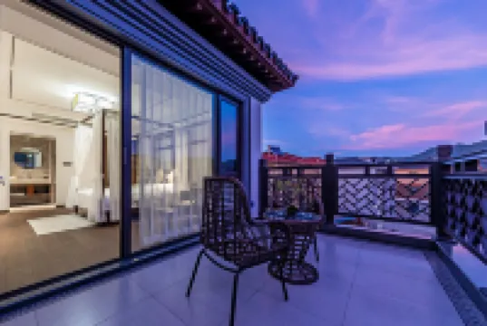 Floral Hotel·Zhujiajian Yueting Hotel