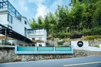 Green Field CHUJI · Yunding Mountain Landscape Leisure Resort (Anji Jiangnan Tianchi Branch) Hotels in Jiangnan Tianchi/Tianhuangping