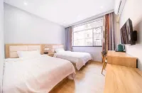 Qianxin Holiday Hotel (Shanghai Jing'an Darongcheng Branch)