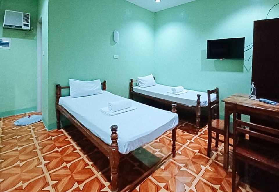 RedDoorz @ July's Haven Seaside Pension Camiguin 이미지