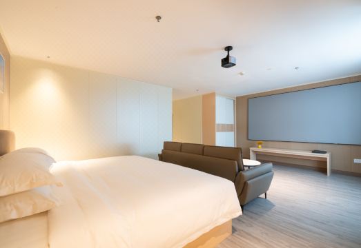 호텔 시설 내부 2