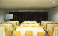 Al-Badar Hotel Syariah Makassar Hotel a Somba Opu