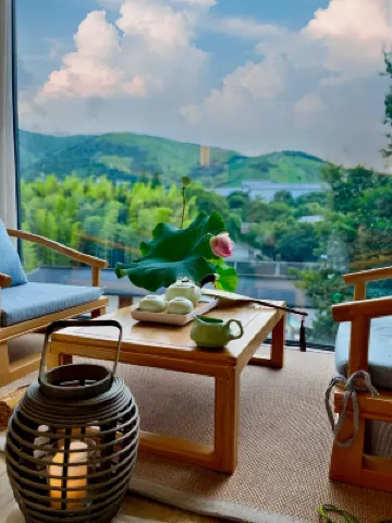 Qingxin · Rushi Inn Hotels near Panda Pavilion