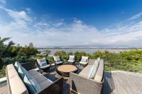 Qionghai Hotel