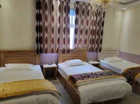 Sequoia Tree Business Hotel