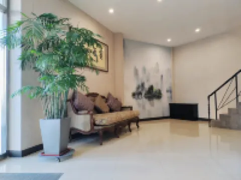 Huadian Honeycomb Fashion Hostel Hotels in Huadian