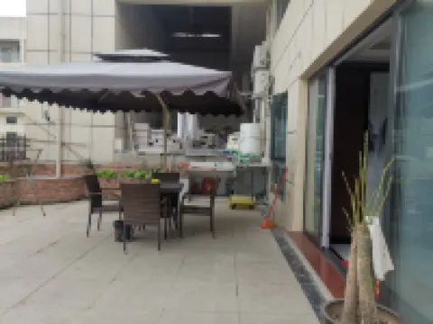 億源民宿（營山站店）