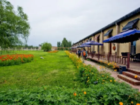 Shanshan Loulan Wine House Hotels in Shanshan