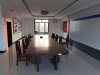 Shuangyan Hotel