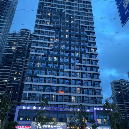 Yuju Loft Apartment (Maoming Dianbai Wanda Plaza)