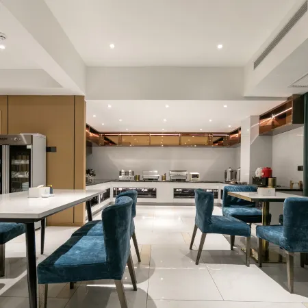 Magnotel Hotel (Ezhou Yintai Baihuo Nanpu Road)