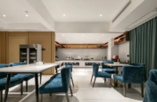 Magnotel Hotel (Ezhou Yintai Baihuo Nanpu Road)