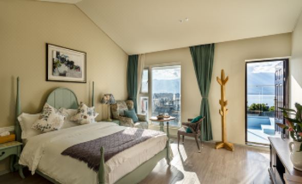 Yunshang Fancheng Seaview Resort Hotel (Erhai Airport Branch)