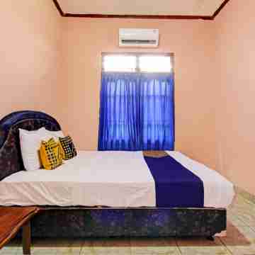 Spot on 93199 Bunda Family Homestay Syariah Rooms