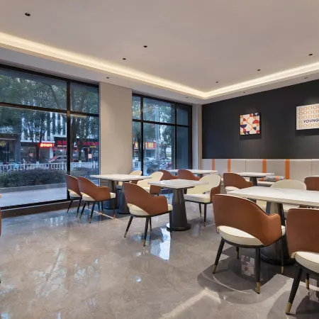 Rucheng Me Young Me House Hotel (Chenzhou Rucheng Sun City Ailian Square)