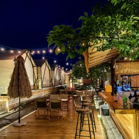 Shanmai Camping Hotel
