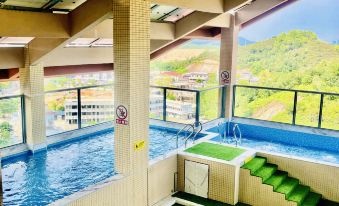 Golden Flower Hot Springs Hotel