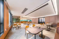 Orange Hotel (Xinghua RT-Mart Store - 3-Star
