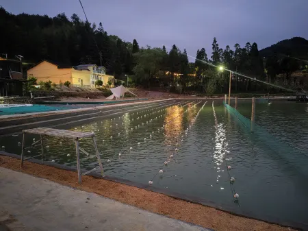 Zhenghe Tianchi Homestay Отели в г. Цженхэ