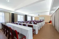 沐居·湯泉飯店（峨眉山高鐵站報國寺店） - 山景