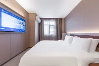 HanTing Hotel (Shanghai Hongqiao Railway Station) Hotels in Shanghai